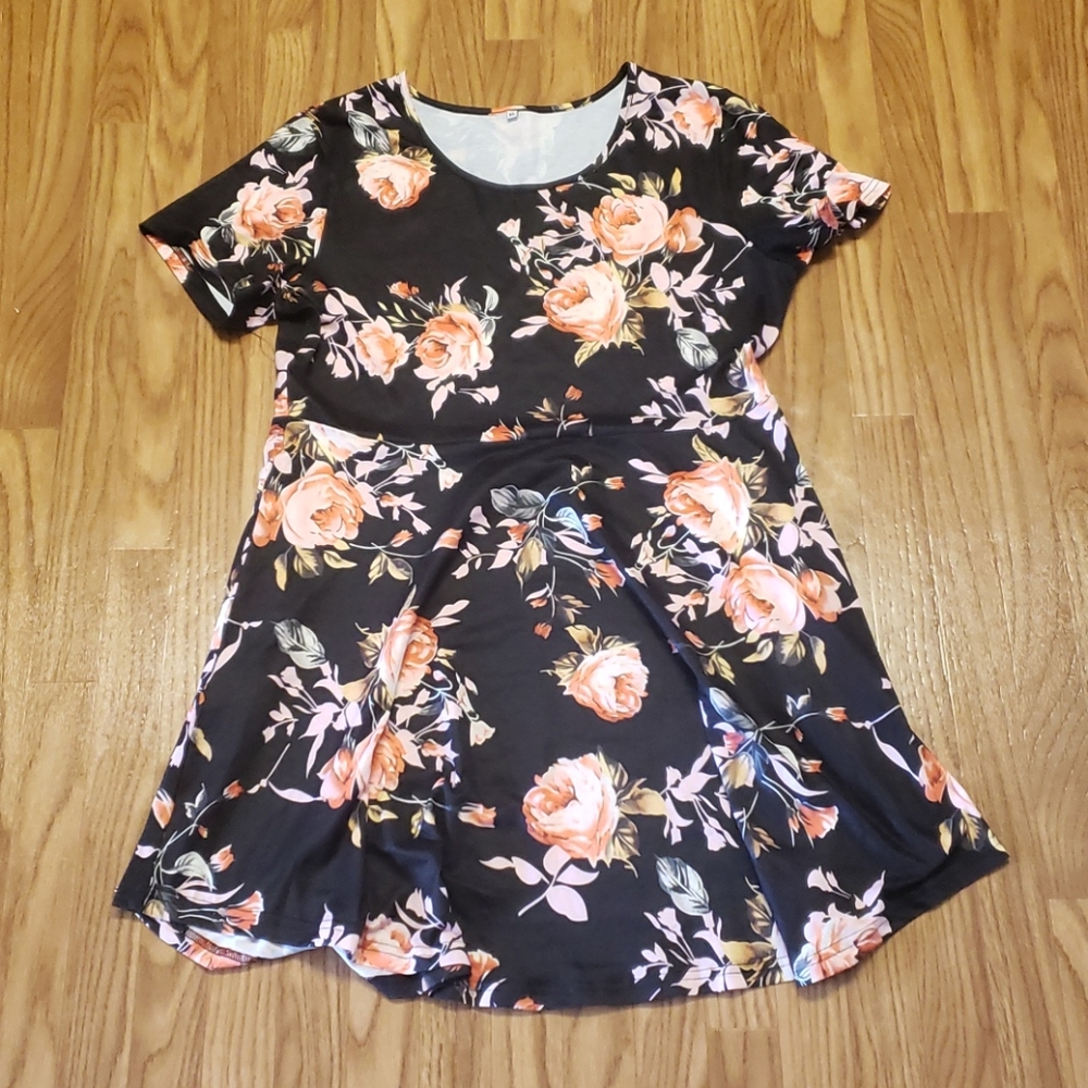Womens floral knee length dress with pockets XL